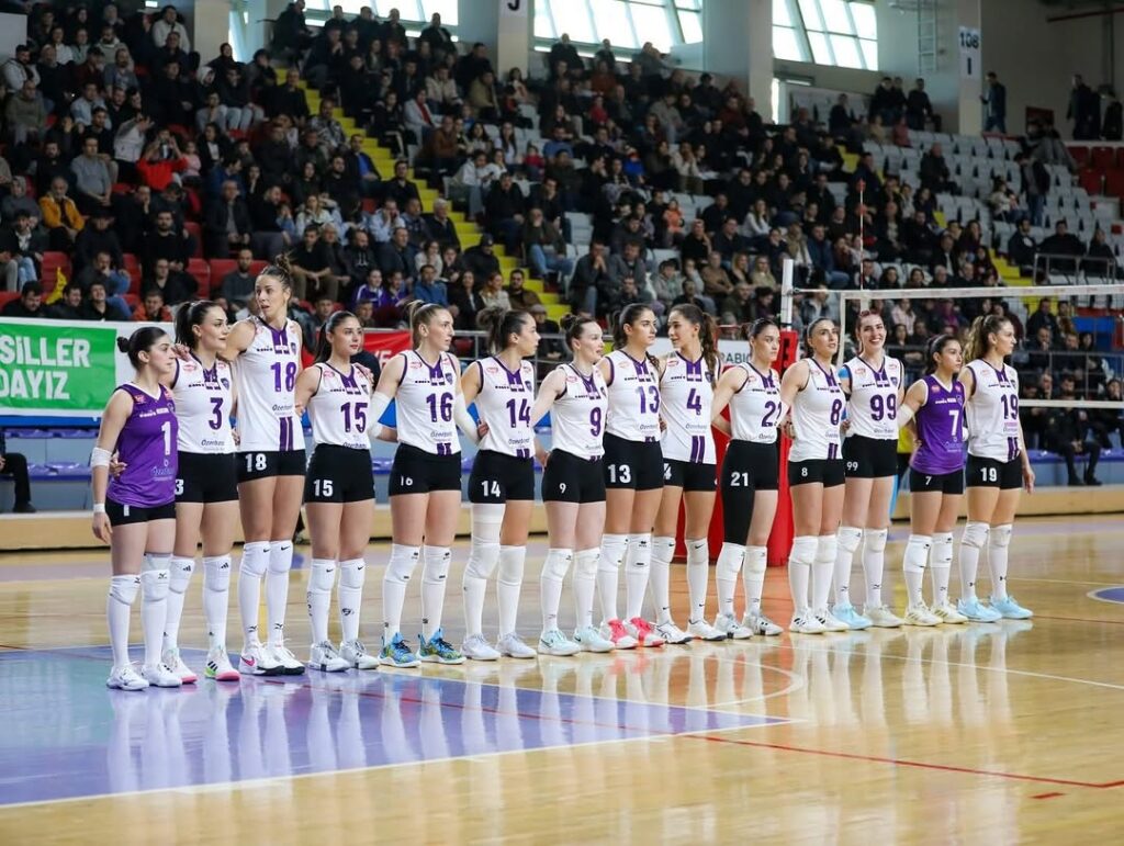 Afyon Belediye Yüntaş Voleybol Takımı Play-Off Yarı Finali’ni Geçerek Finale Yükseldi