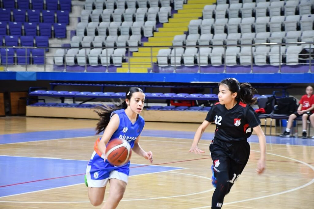 Okul Sporları Küçükler Basketbol Grup Müsabakaları Başladı