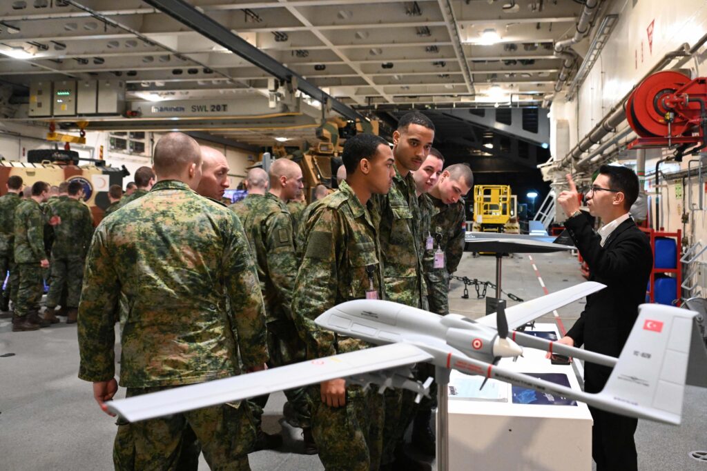 Türk Deniz Görev Kuvveti Rotterdam’da