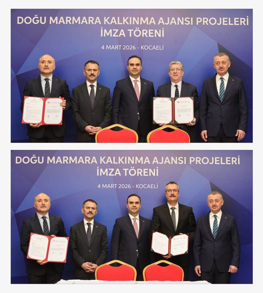 Bakan İmza Törenine Katıldı