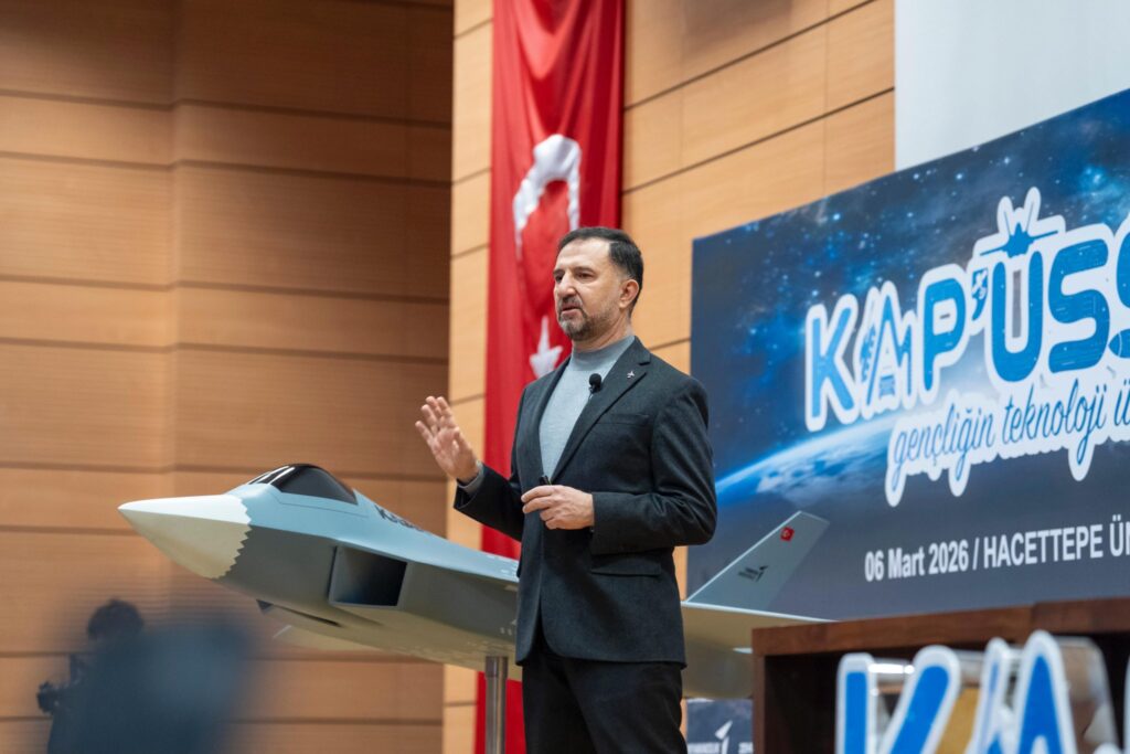 Hacettepe’de Gençlerle Teknoloji Sohbeti