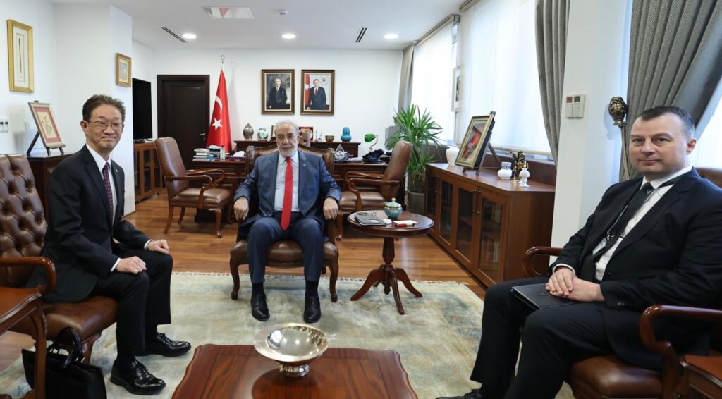 Bakan Yardımcısı Japon Büyükelçiyi Kabul Etti