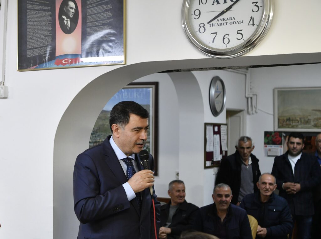 Vali Şahin Bayburtlularla buluştu