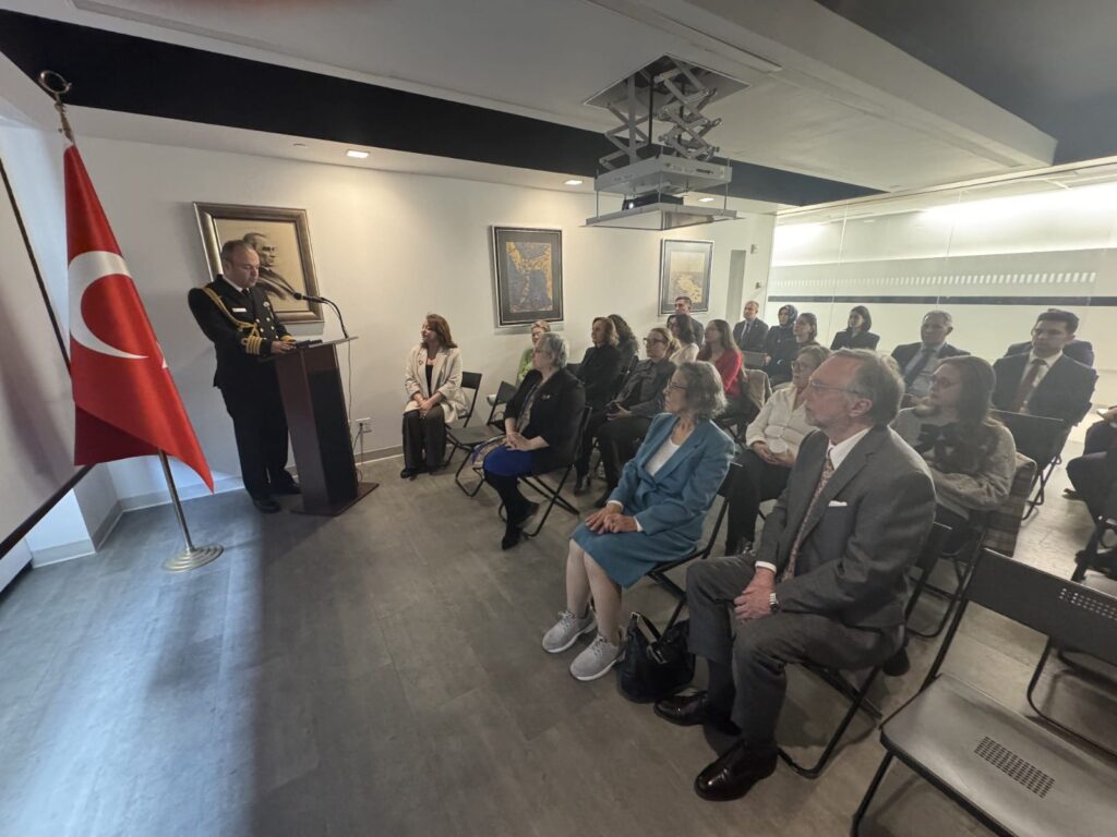 Uzayda Dumlupınar Anısı