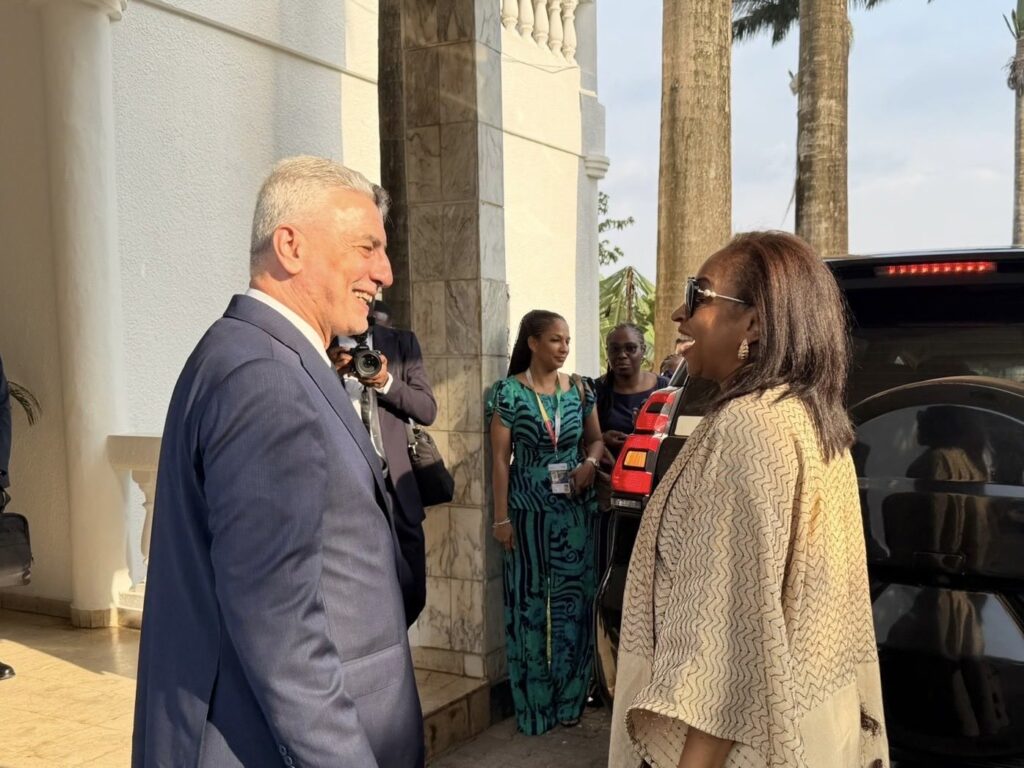 Nijerya ve Kamerun Ticari Görüşmesi