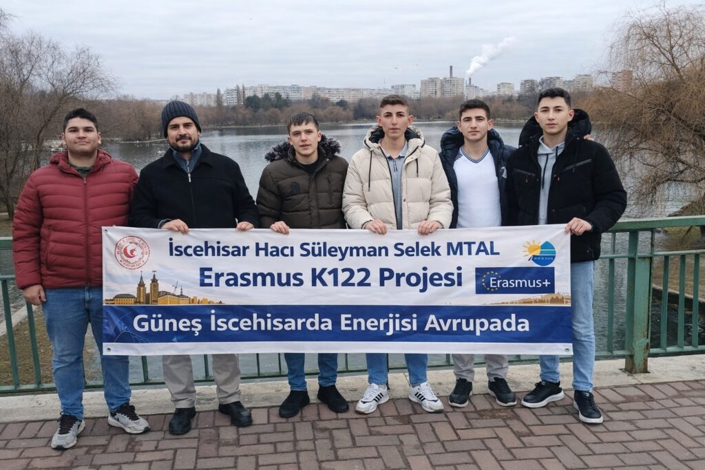 Öğrenciler Prag ve Bükreş’te enerji sistemlerini inceledi