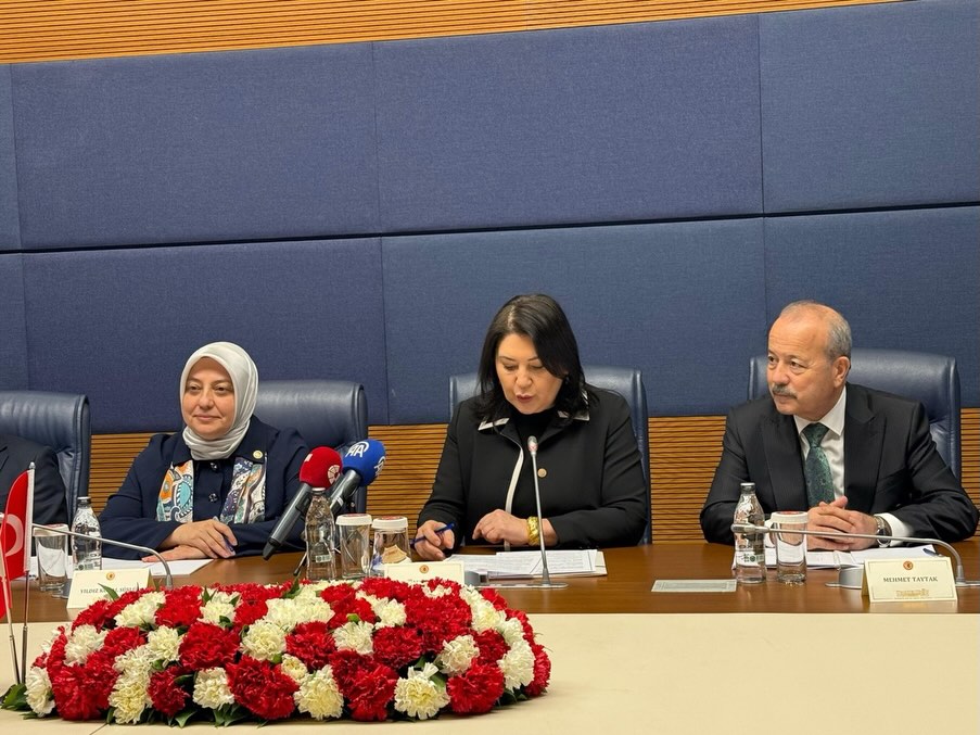 Afyonkarahisar Milletvekili Sunay Karamık, Macaristan Anayasa Mahkemesi Üyesi Ákos Kozma’yı Ağırladı