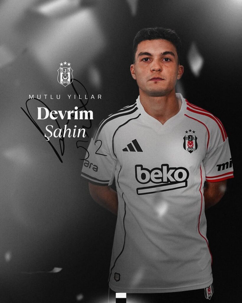 Beşiktaş’ın Futbolcusu Devrim Şahin’in Doğum Günü Kutlandı