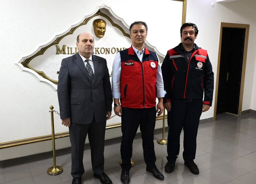 Bayat İlçe Tarım ve Orman Müdürü Ayhan Kan, İl Müdürü Özkan Parlak’a Veda Ziyaretinde Bulundu