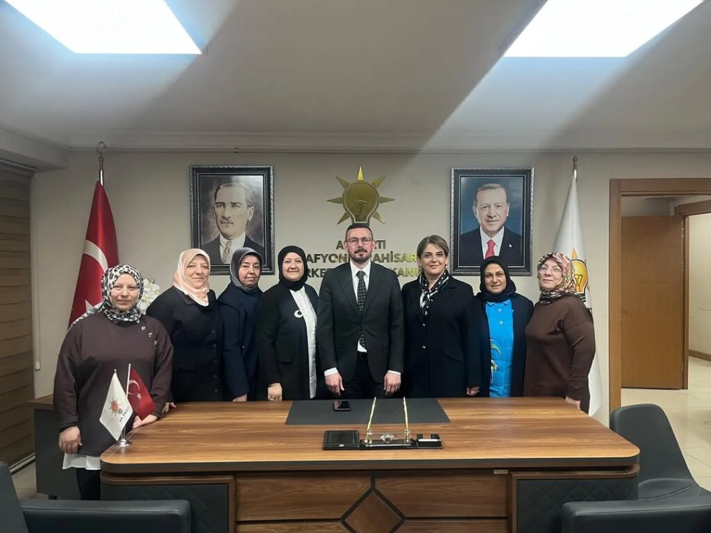 Avukat Halit Özdemir’e Merkez İlçe Başkanlığı Görevine Atama