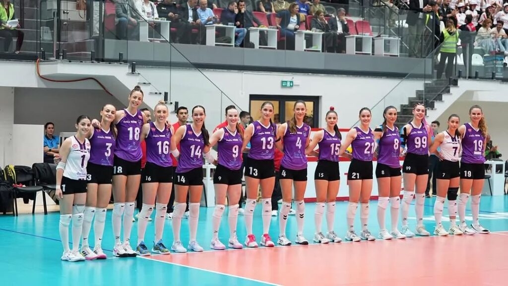 Afyon Belediye Yüntaş Kadın Voleybol Takımı Sultanlar Ligi’ne Yükseldi