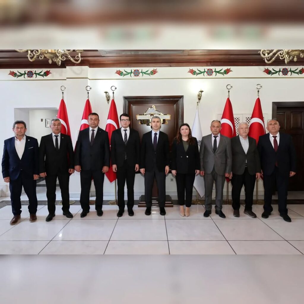 Evciler Belediye Başkanı Berrin Uğurlu’nun Yeni Valiye İlk Ziyareti
