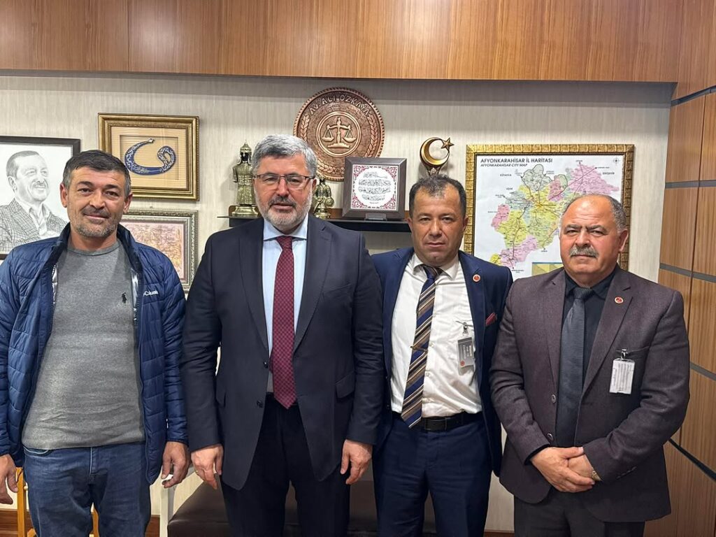 Ak Parti Milletvekili Ali Özkaya, Emirdağ Köy Muhtarlarını Gazi Meclis’te Ağırladı