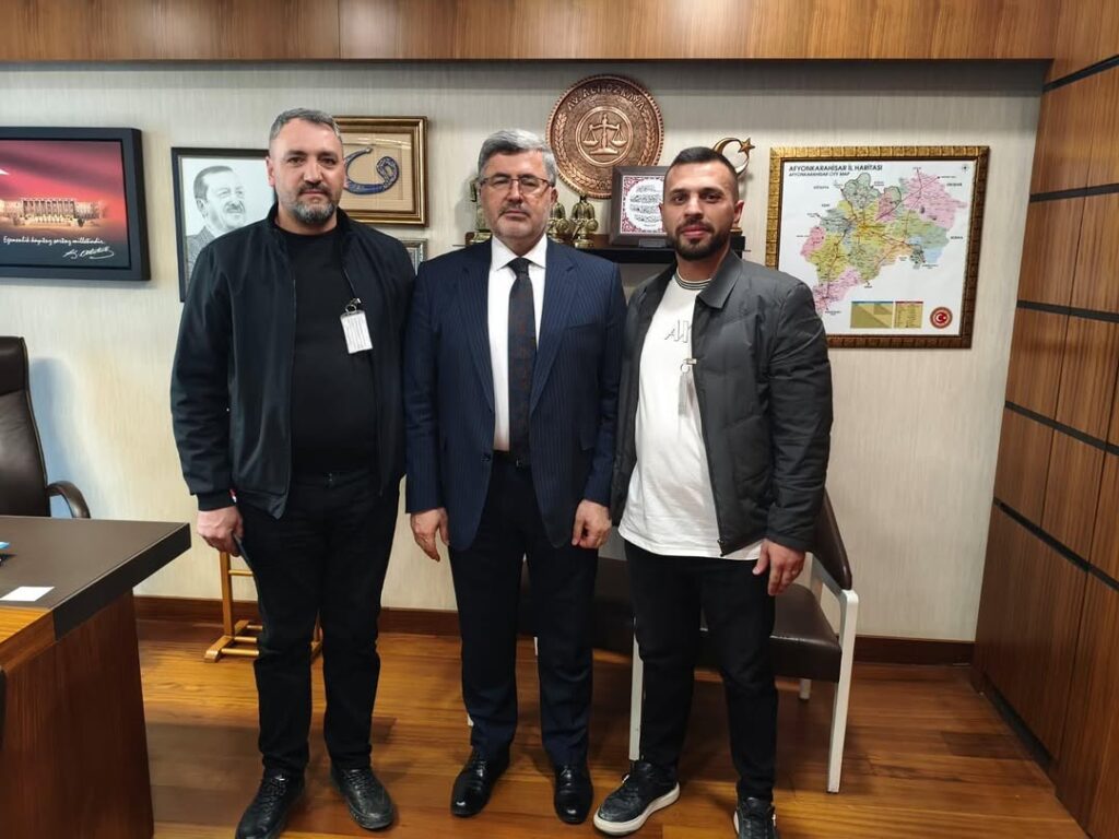 Afyonkarahisar İş İnsanı Mehmet Şahin ve Ortak Kenan Ceylan Meclis’te Misafir Edildi