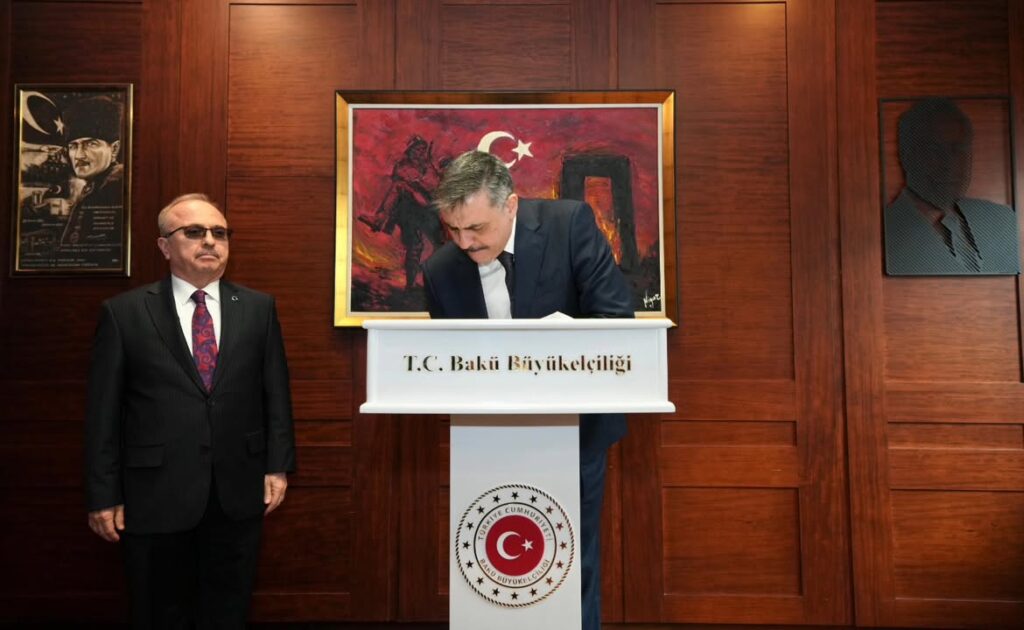 İçişleri Bakanlığı’ndan Bakü Büyükelçiliği Ziyareti