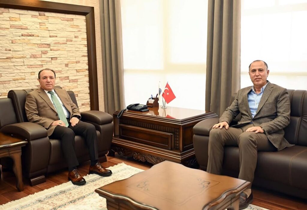 Afyonkarahisar Devlet Hastanesi Başhekimi Rektörümüzü Ziyaret Etti