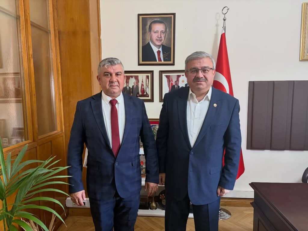 Ak Parti Milletvekili İbrahim Yurdunuseven, Çayırbağ Belediye Başkanı Ender Kiraz’ı TBMM’de Ağırladı