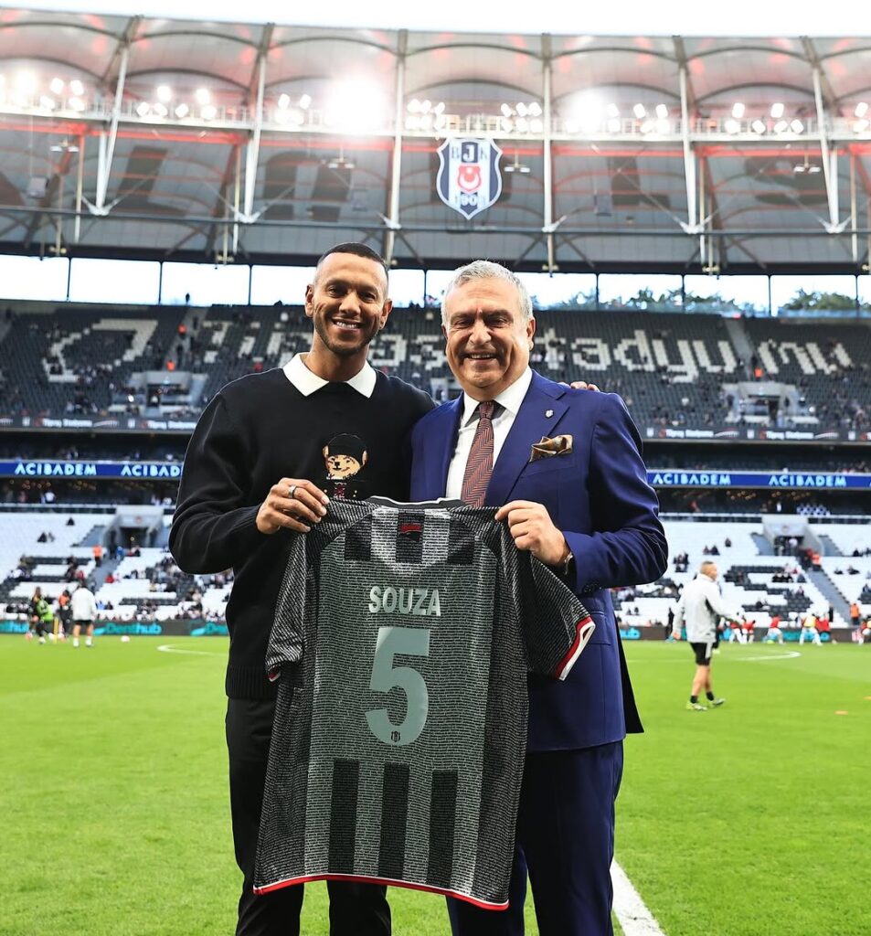 Beşiktaş’ın Eski Futbolcusu Josef de Souza’ya Teşekkür