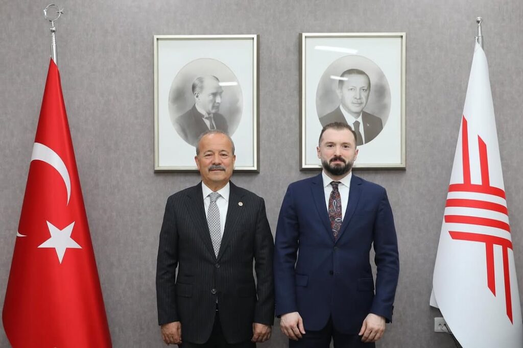 Mhp Afyonkarahisar Milletvekili Mehmet Taytak, YÖK Genel Sekreteri Batıkan Aksoy’u Ziyaret Etti
