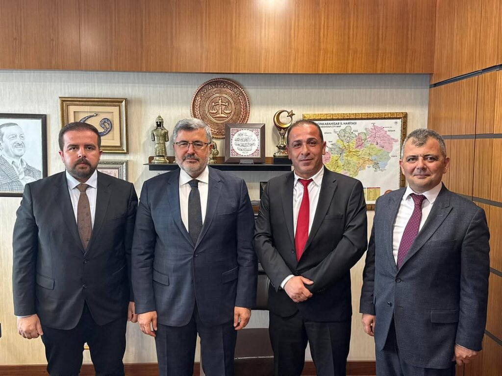 AK Parti Emirdağ İlçe Başkanı ve Belediye Başkanı Gazi Meclis’te Misafir Edildi