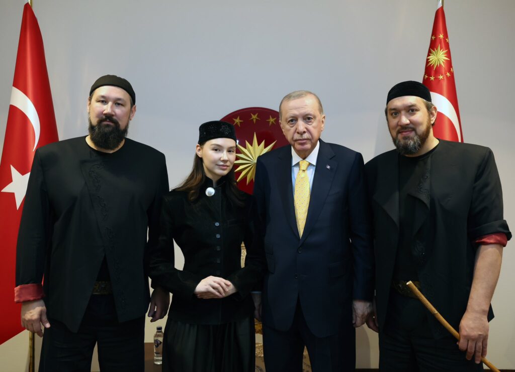 Cumhurbaşkanı Erdoğan müzik grubunu kabul etti