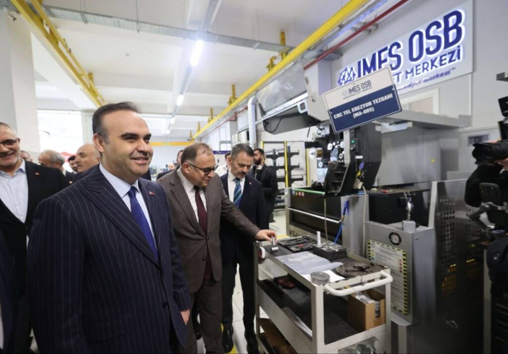 Bakan Kacır’dan OSB Ziyareti