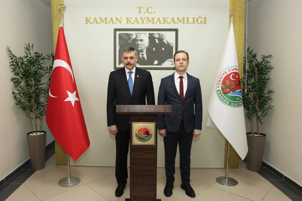 Bakan Çiftçi Kaman’ı Ziyaret Etti