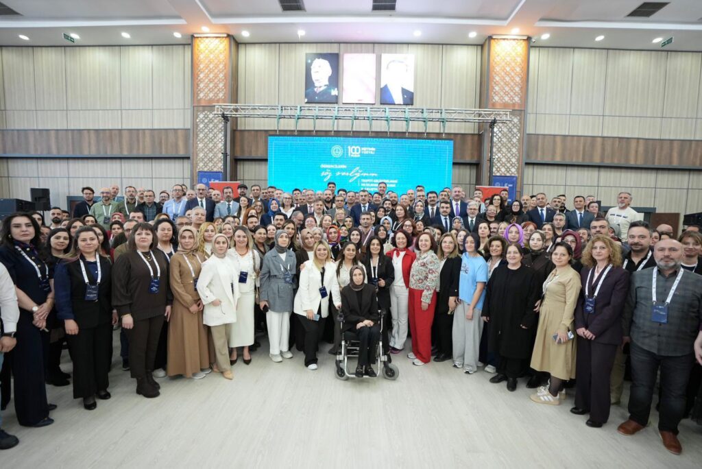 Millî Eğitim Bakanı Tekin, Proje Çalıştayına Katıldı