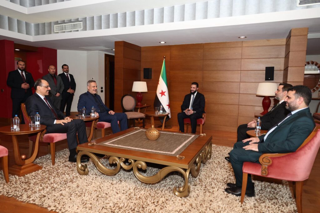 Hakan Fidan ve İbrahim Kalın, Suriye Başkanı ile görüştü