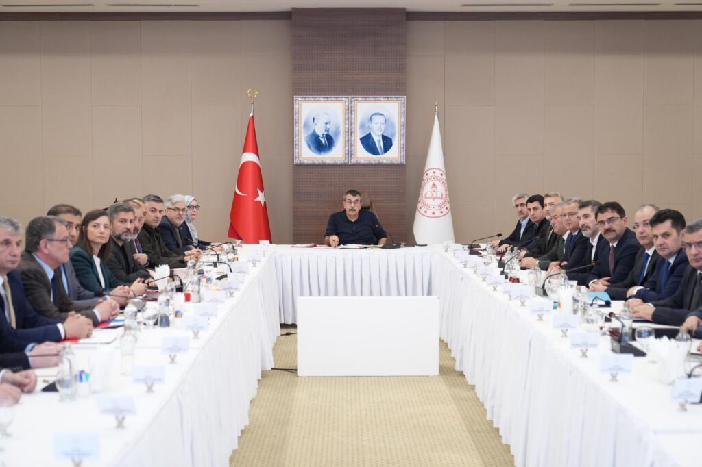 Milli Eğitim Bakanı Tekin, MEB Yöneticileri ile Toplantı Yaptı