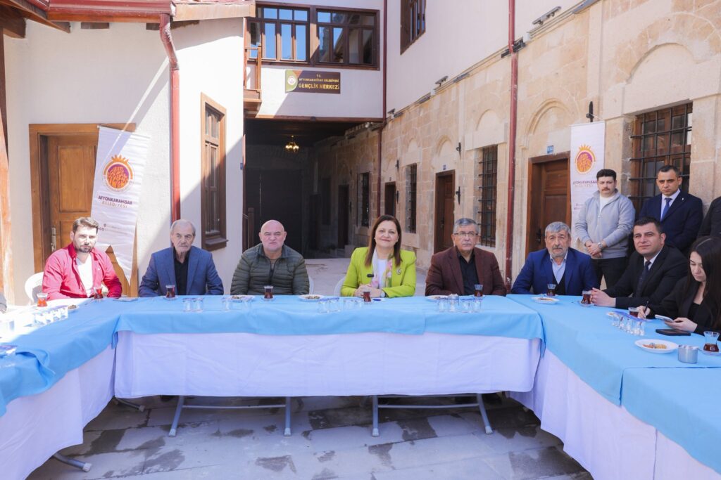 Şehrin sorunları için toplantı düzenlendi
