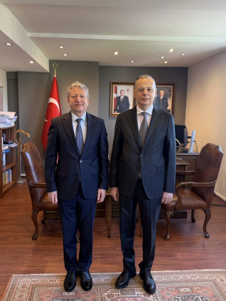 Bakan Yardımcısı Almanya’da Ticari İlişkiler Görüşmesi Yaptı