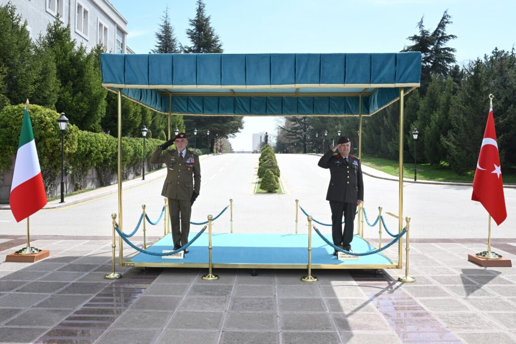 İtalya Kara Kuvvetleri Komutanı Türkiye’yi Ziyaret Etti