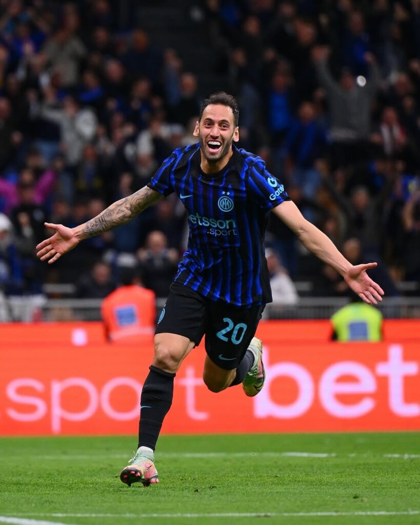 Hakan Çalhanoğlu, İtalya Kupası’nda finali getirdi