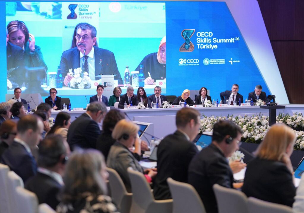 OECD Beceriler Zirvesi’nde Eğitim Bakanı Tekin konuştu
