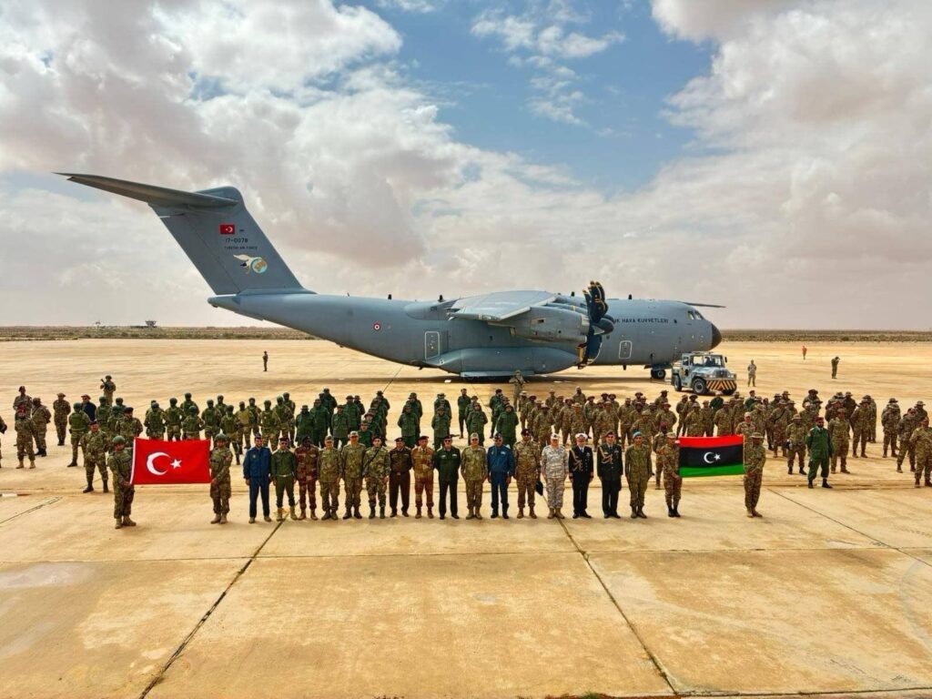 Libya’dan Türkiye’ye Askeri Personel Gönderimi