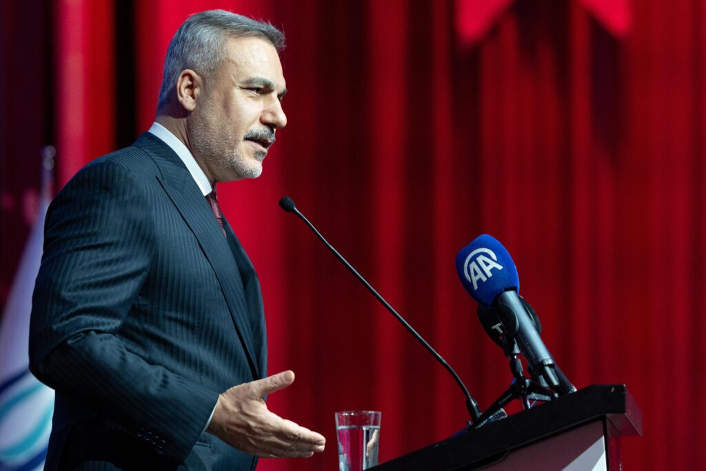 Hakan Fidan, Viyana’da Türk topluluğuyla buluştu