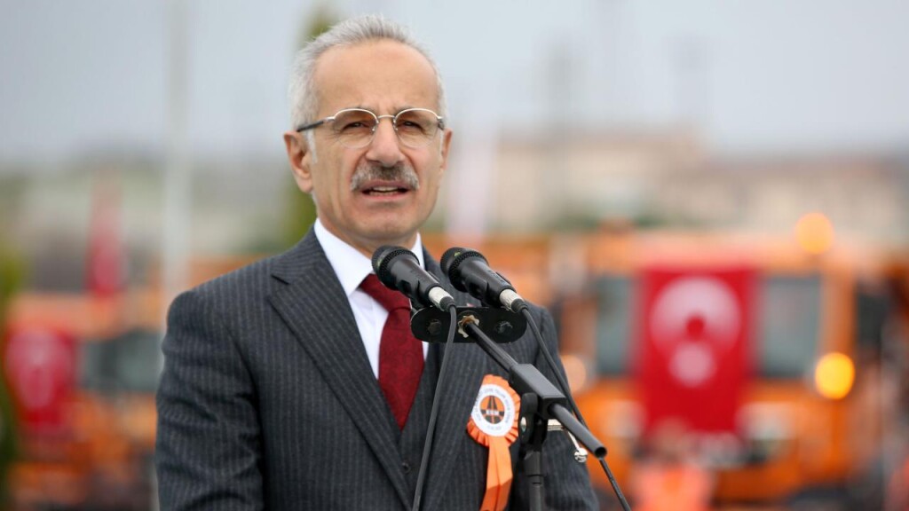 Ulaştırma Bakanı Abdulkadir Uraloğlu’nu Afyon’da Zor Sorular Bekliyor
