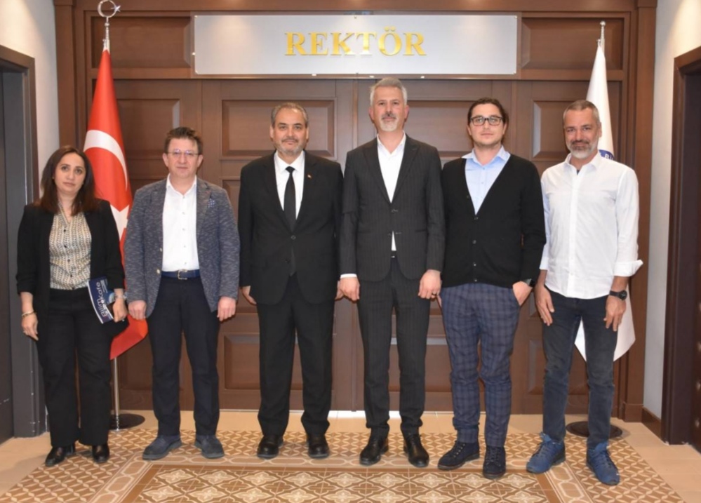 AFSÜ HÜCRE VE GEN TERAPİLERİ MERKEZİ KURUYOR