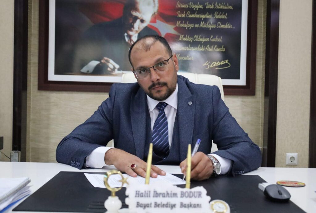 BAŞKAN BODUR “BAYAT’TA SAĞLIK YATIRIMI HIZ KESMEDEN SÜRÜYOR”