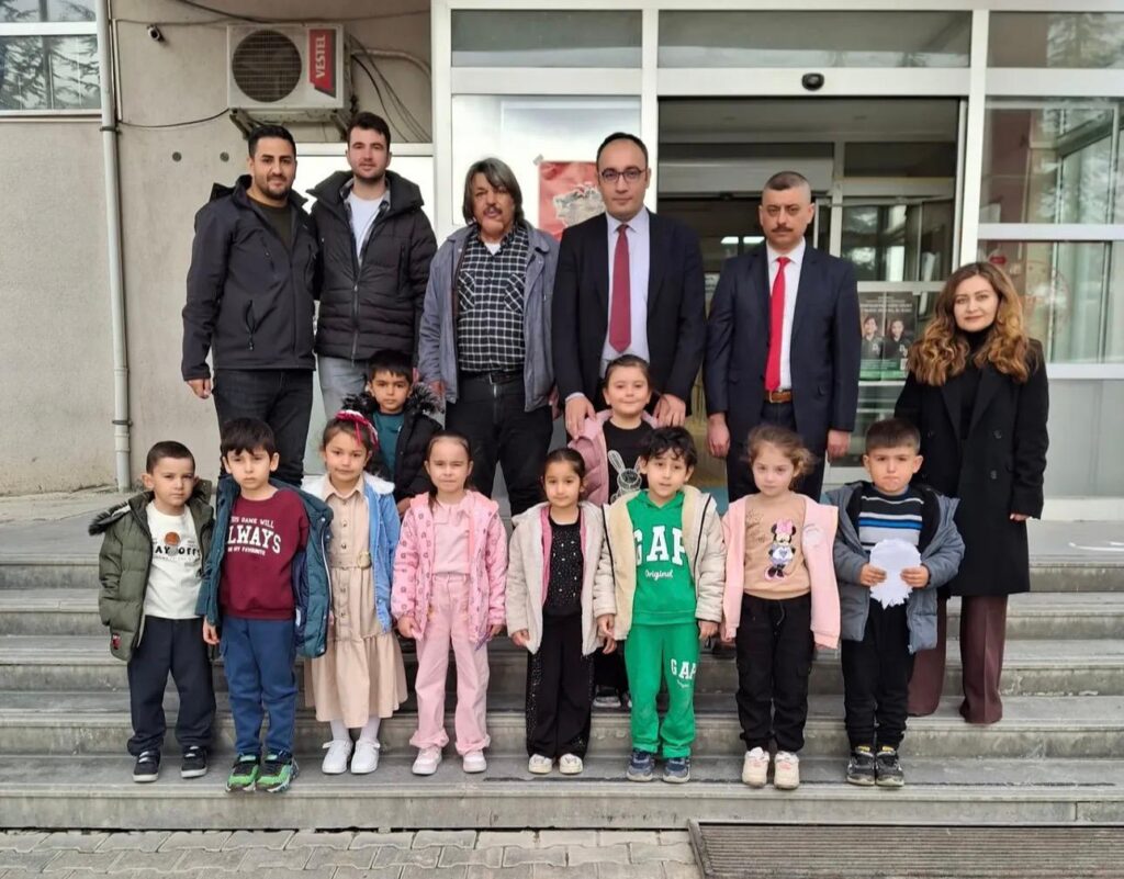 Çobanlar’da Sağlık Çalışanlarına Anlamlı Ziyaret