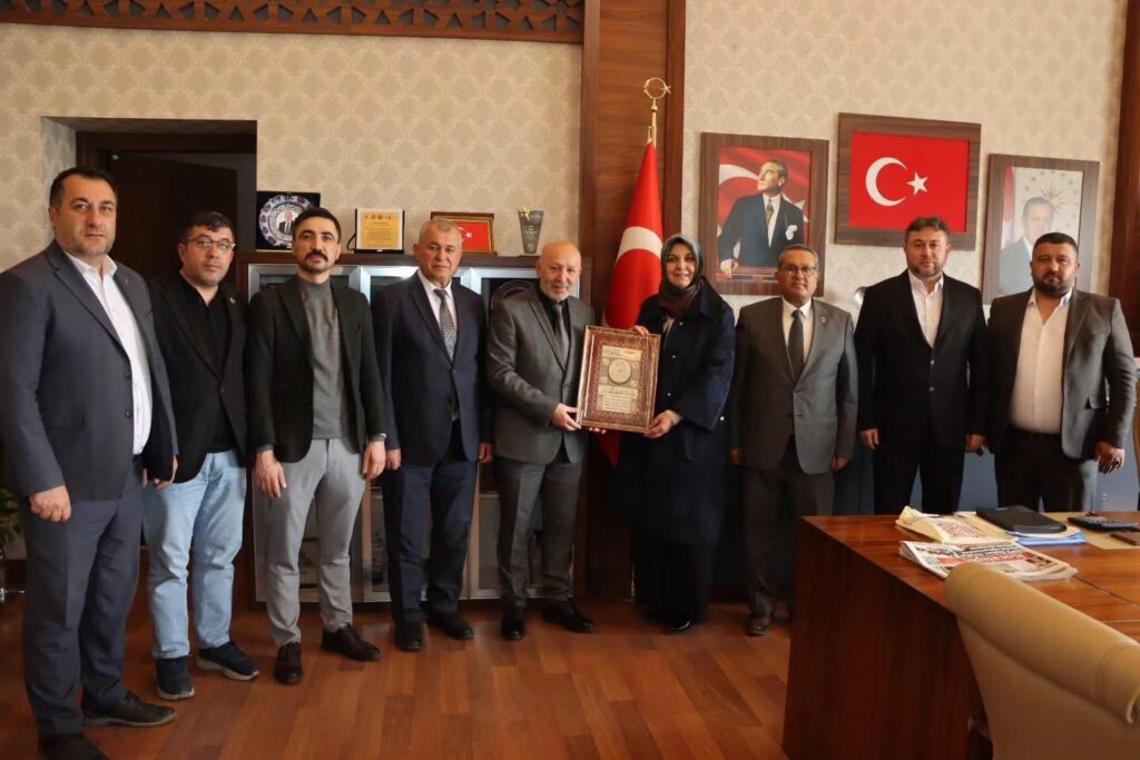 İHSANİYE, DÖĞER, GAZLIGÖL, KAYIHAN’DAN BAŞKAN SİPER’E ZİYARET