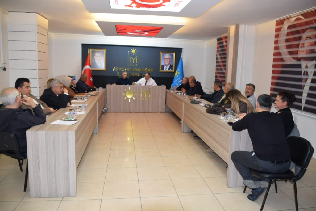 İYİ Parti Afyon’da İl Divan Toplantısı Geniş Katılımla Gerçekleştirildi