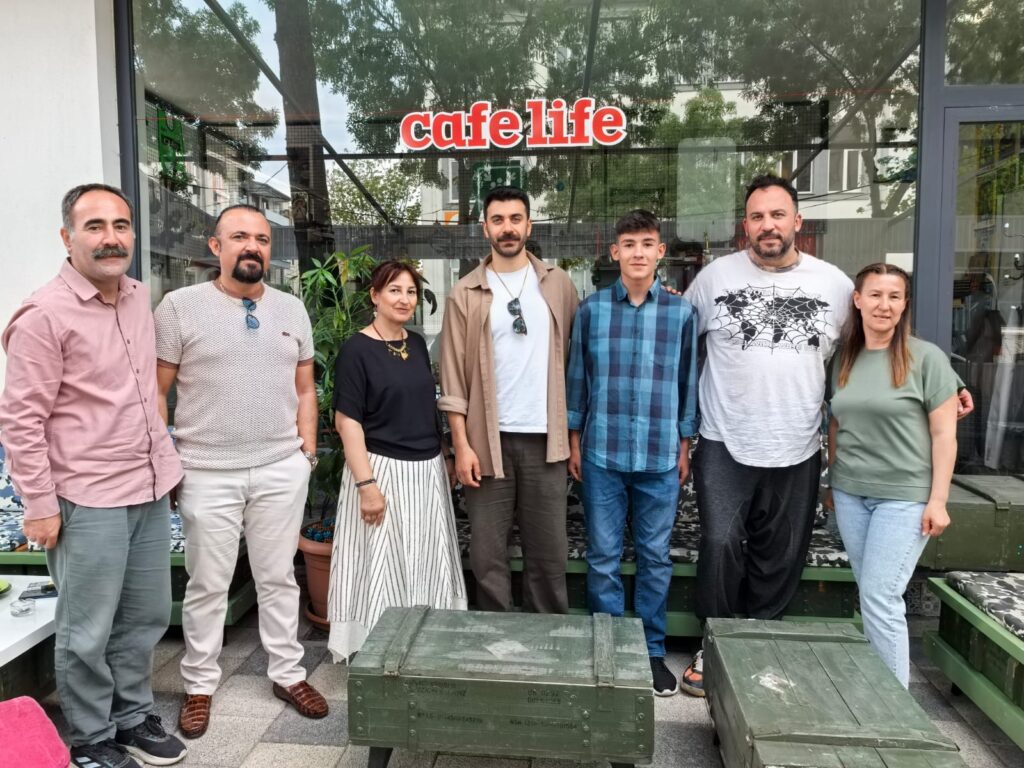 “Ruh Salatası” Oyuncularından Cafelife’a Ziyaret