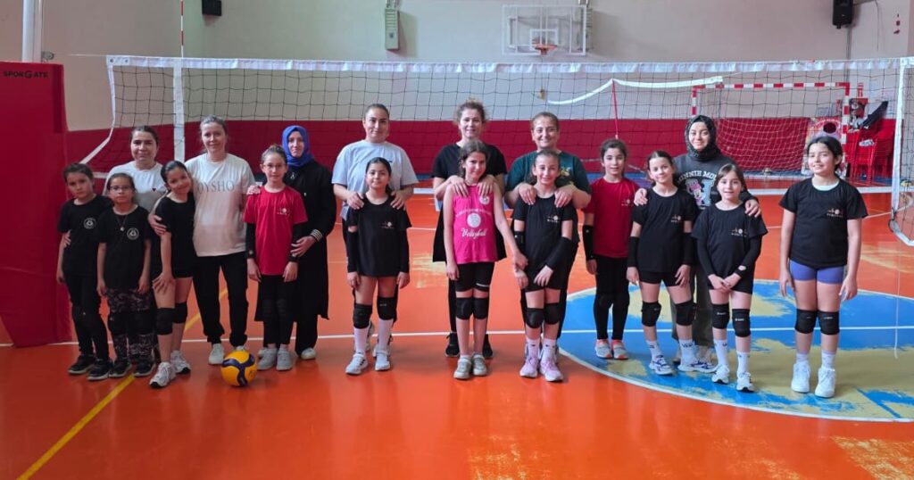 Anneler Gününde Anlamlı Etkinlik