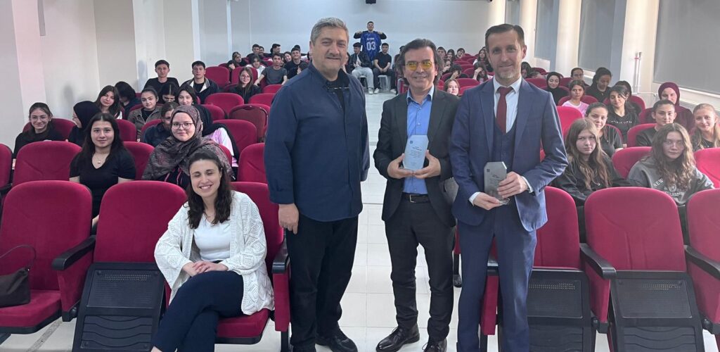 Ömer Mazi, TOKİ Sosyal Bilimler Lisesi’nde Öğrencilerle Buluştu