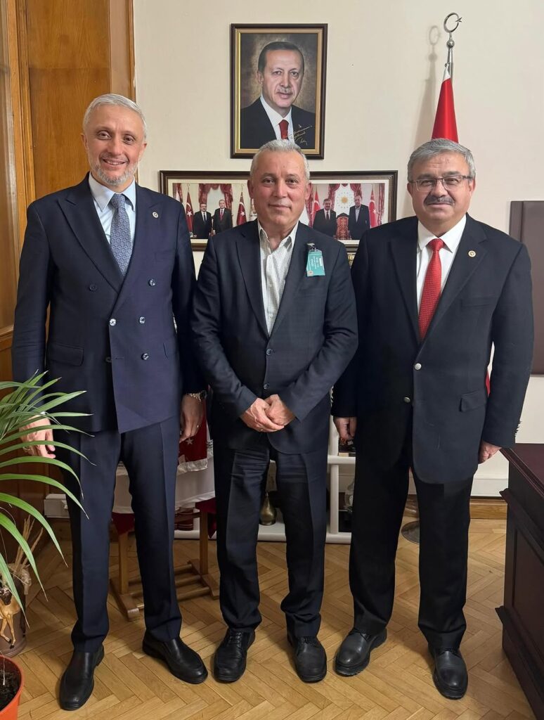 Ak Parti Milletvekili İbrahim Yurdunuseven TBMM’de Kütahya Milletvekili Adil Biçer’i Ağırladı