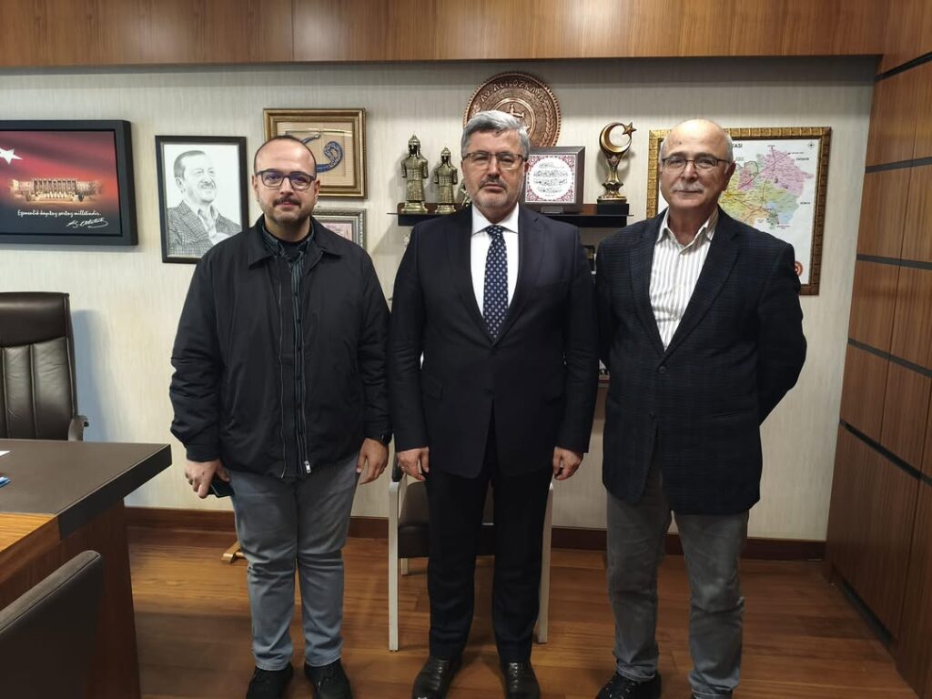 Ak Parti Milletvekili Ali Özkaya, Zeki Aytaç ve Berkay Aytaç’ı Gazi Meclis’te Ağırladı
