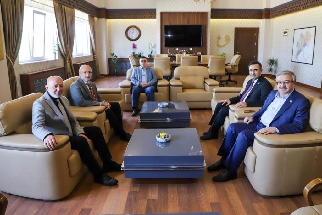 Afyonkarahisar İl Genel Meclisi’nden Yeniden Güven Tazeleyen Mehmet Siper’e Ziyaret