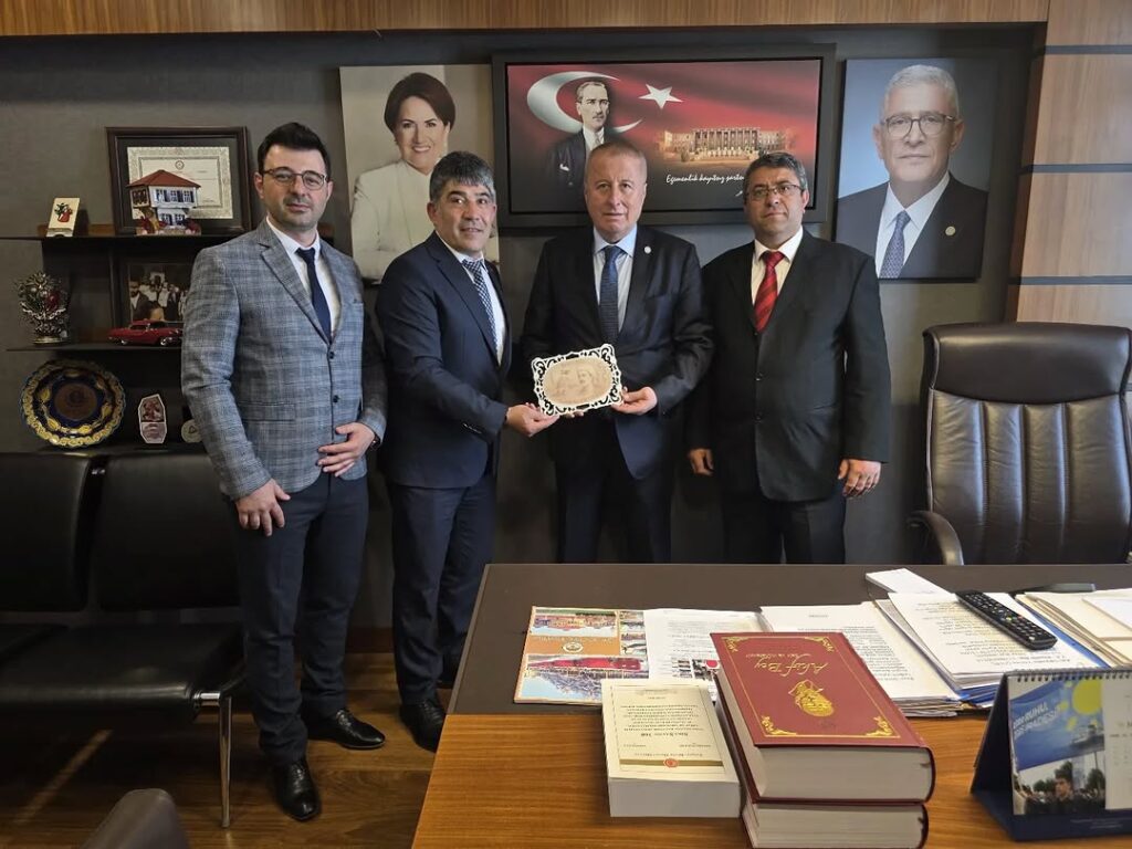 İyi Parti Milletvekili TBMM’de Yerel Kültür Derneği Başkanını Ağırladı